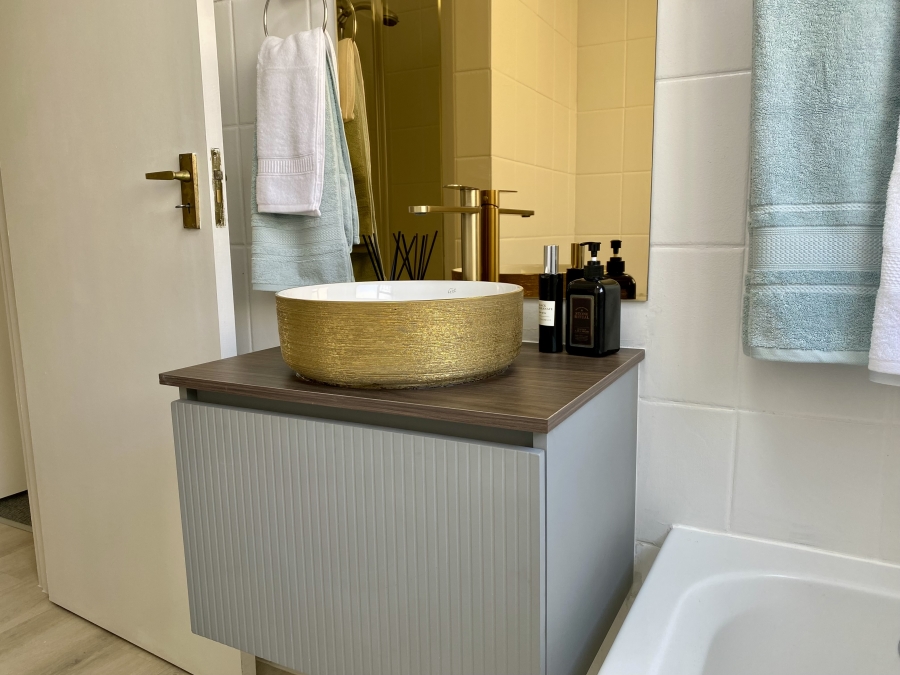 2 Bedroom Property for Sale in Sonstraal Heights Western Cape